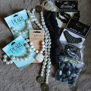 Black & White Assorted Beads
